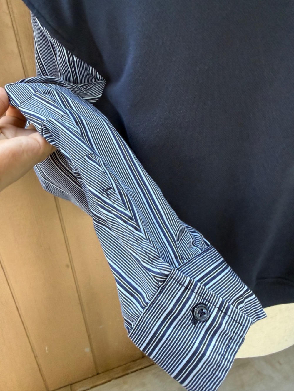 H&M Navy Cropped Sweatshirt with Striped Balloon Sleeves size s - Picture 5 of 10